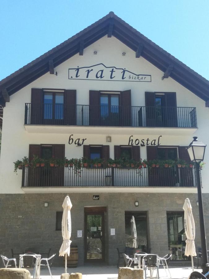 Hostal Iratibizkar Ochagavia Bagian luar foto